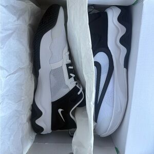 Nike Giannis Immortality 3